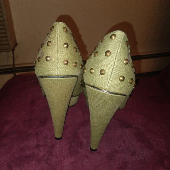 ED HARDY Studded Platform Heels - Picture 6 of 9